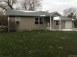 716 Schultz Rd, Elma, NY 14059