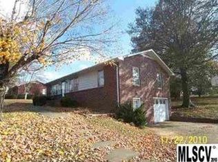 1446 20th Ave NE, Hickory, NC 28601