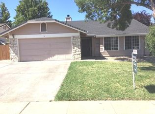 1972 Yahi Ln, Redding, CA 96002