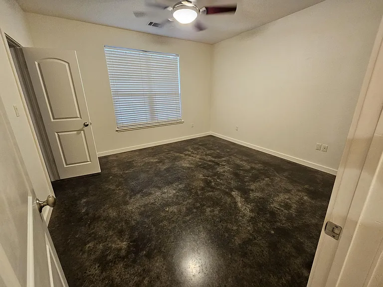 2528 Wedglea Dr — Photo 11