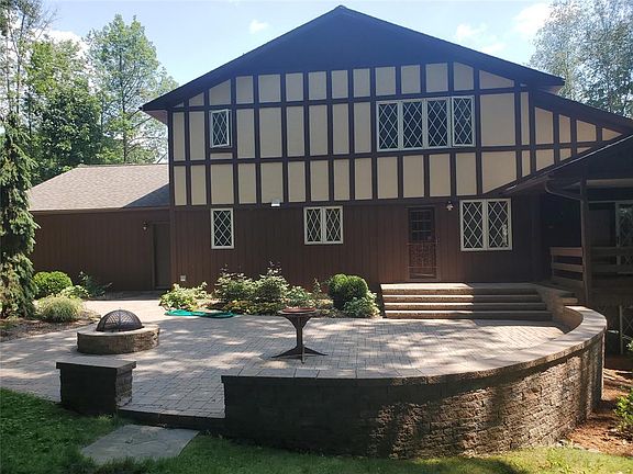 2nd image of 913 Prescott Ave