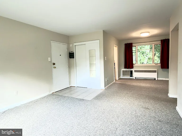 10311 Montrose Ave #202 — Photo 12