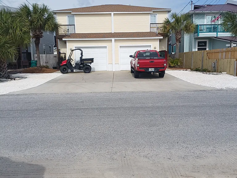 5518 Beach Dr #1 — Photo 1