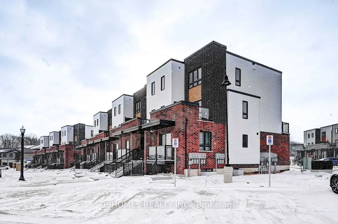 3 bed, $2,300 — Photo 2