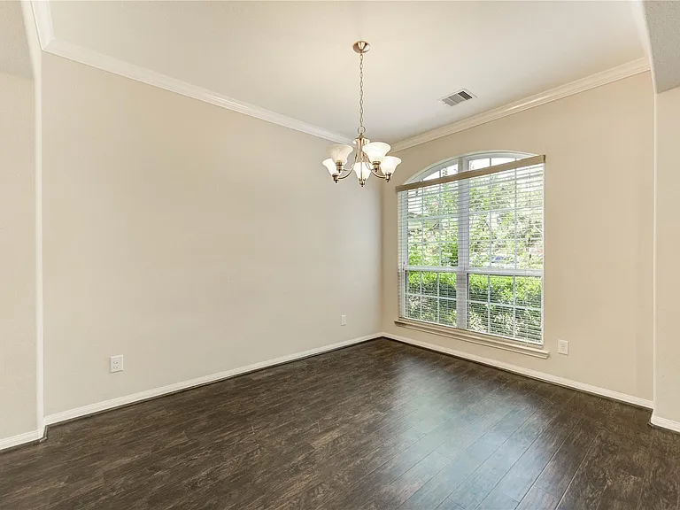 43 Amaifi Dr — Photo 3