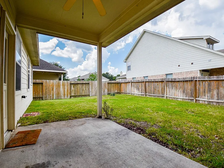 6014 Starbrook Creek Dr — Photo 27