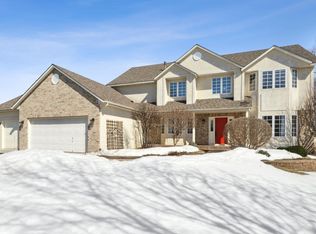 17850 Cascade Dr, Eden Prairie, MN 55347