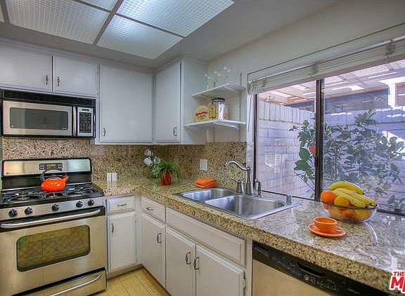 2nd image of 2367 Miramonte Cir W