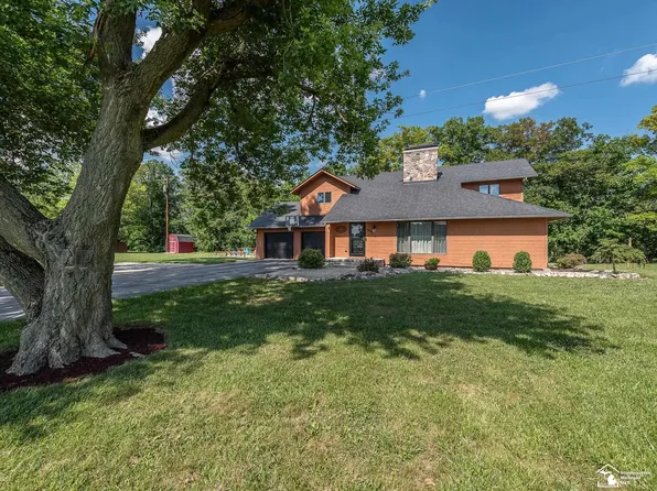 16669 Davis Rd, Dundee, MI 48131