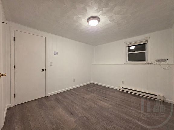 5th image of 73-75 Newell St #77