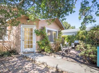 665 Newton St, Monterey, CA