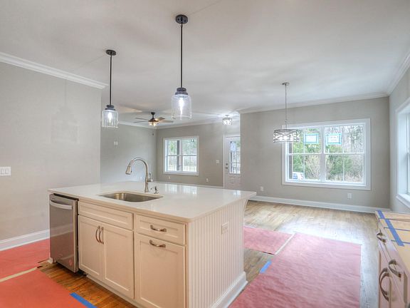 5th image of 8331 Middlewick Ln