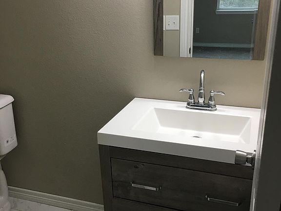 5th image of 1334 Coffee St APT 3