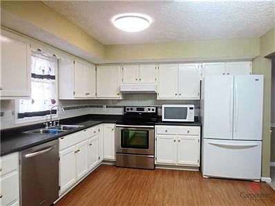 3rd image of 717 Haymount Dr