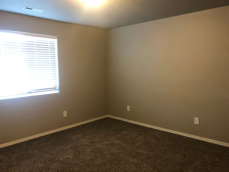 1358 E Brecken Dr — Photo 5