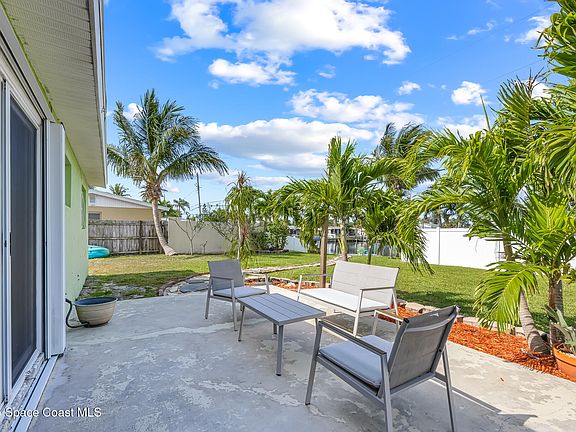 3rd image of 117 Coral Reef Dr