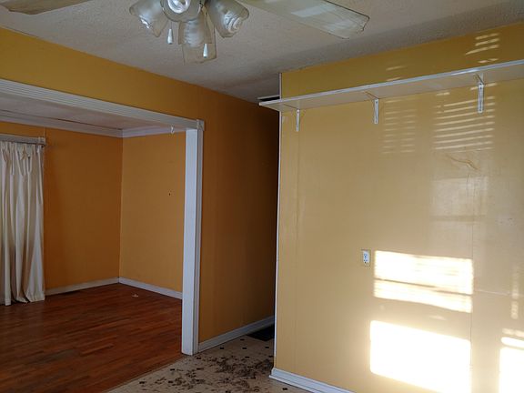 Kitchen and living room