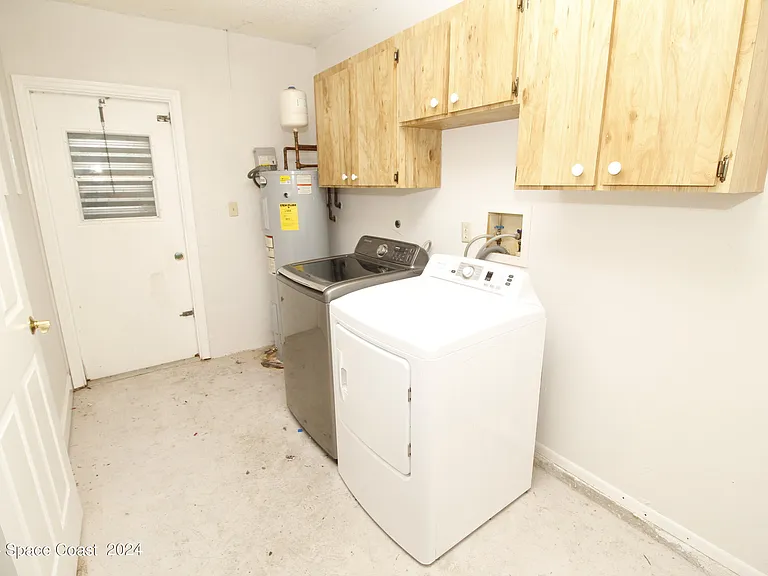 2168 Tarrytown Ln NE — Photo 11