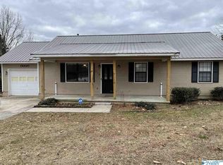 914 Mitwede St SW, Hartselle, AL 35640
