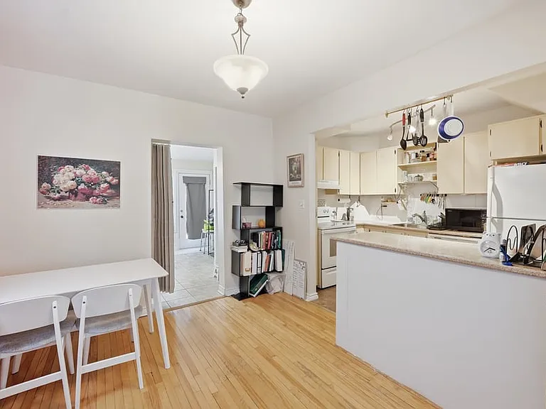 556 Melbourne Ave — Photo 5