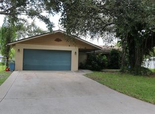 3718 Thornton Pl, Sarasota, FL 34239