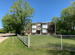5806 52nd Ave, Red Deer, AB T4N 4K4