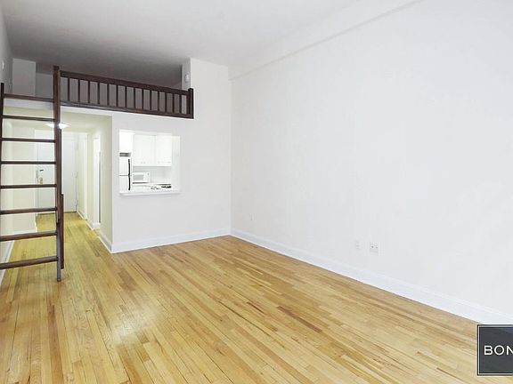 3rd image of 1 Astor Pl #4-D*