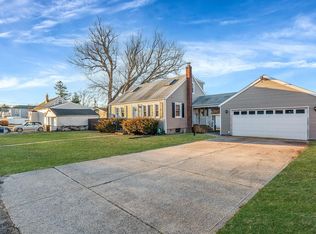 119 Maddox Ave, Islip, NY 11751