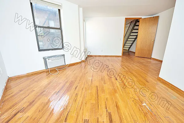 Rented by Genik Group Corp | media 32