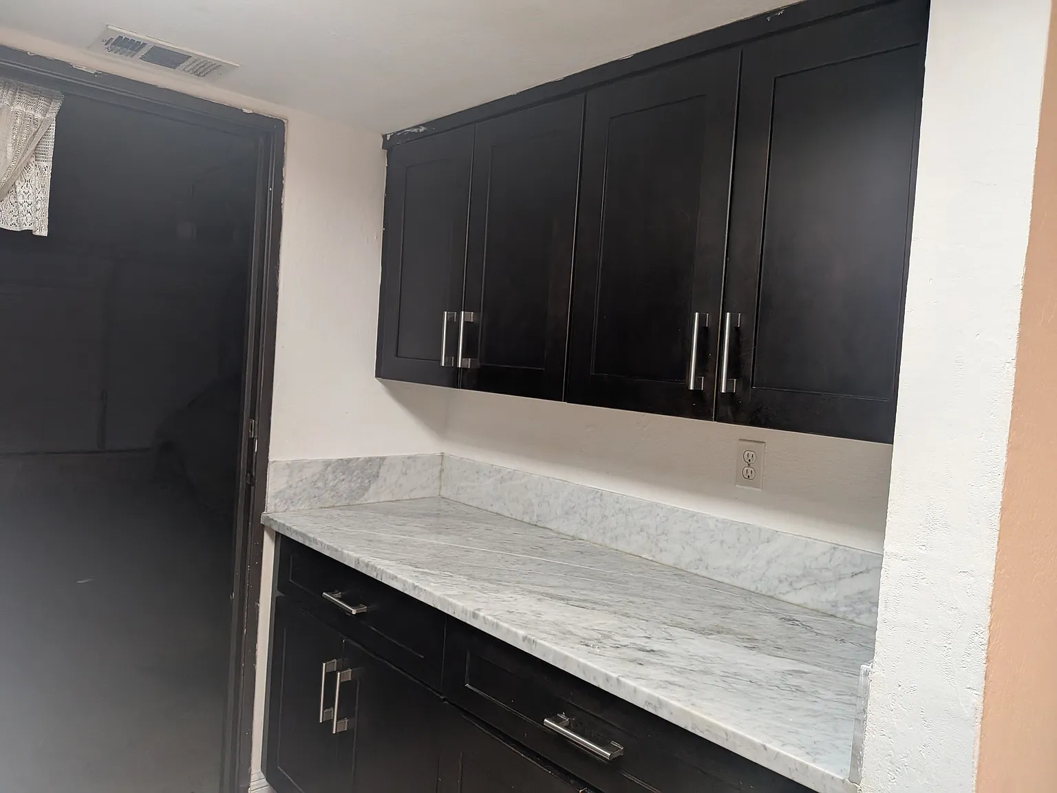 2 bed, 1.5 bath, 1038 sqft, $2,500 — Photo 4