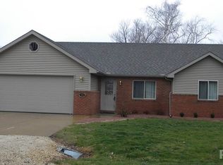 105 Margaret St, Green Valley, IL 61534