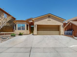 10621 Cenote Rd SW, Albuquerque, NM 87121