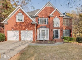 828 Summer Forest Dr, Suwanee, GA 30024