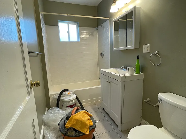 37 Ridgewood St #2 — Photo 12