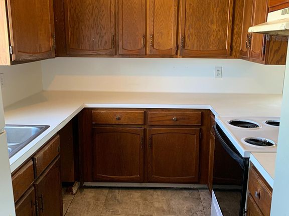 4th image of 1501 N Bertrand Dr APT 6