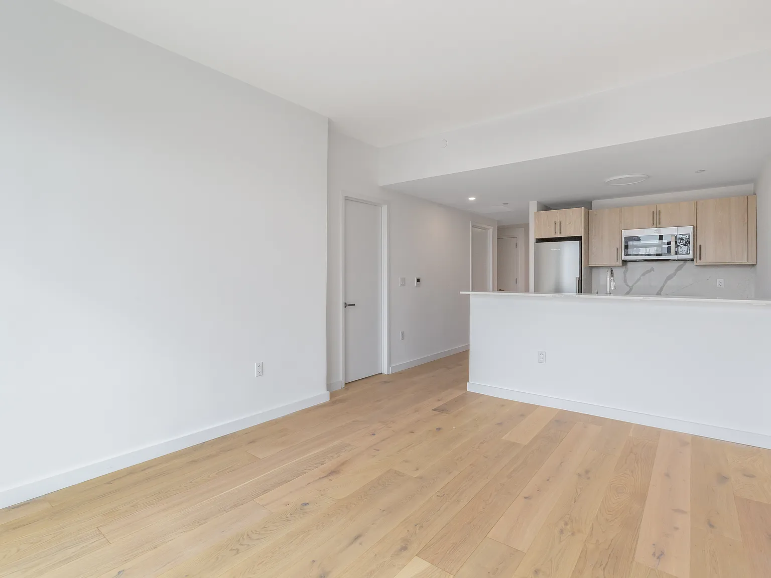 1516 Park Avenue — Photo 4