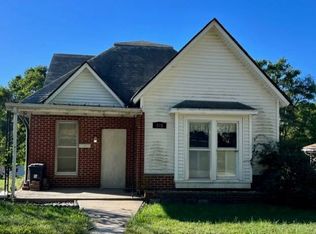 805 Maple St, Tarkio, MO 64491