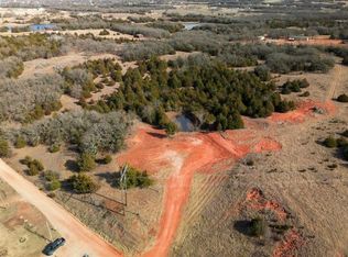 1713 S 13th St #16-17, Tecumseh, OK 74873