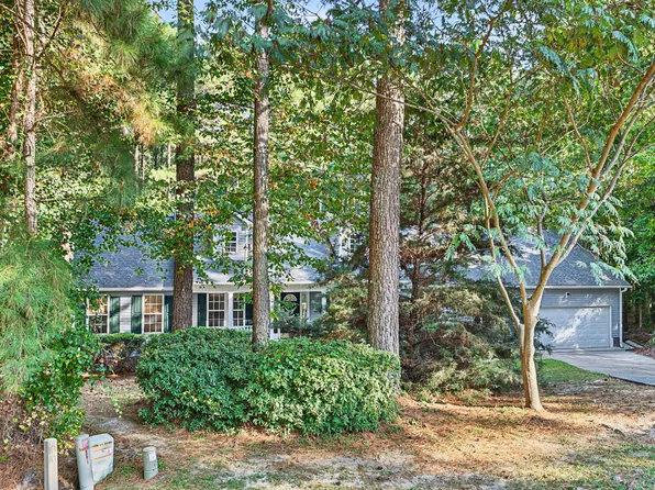 15 Castlerock Dr, Youngsville, NC 27596
