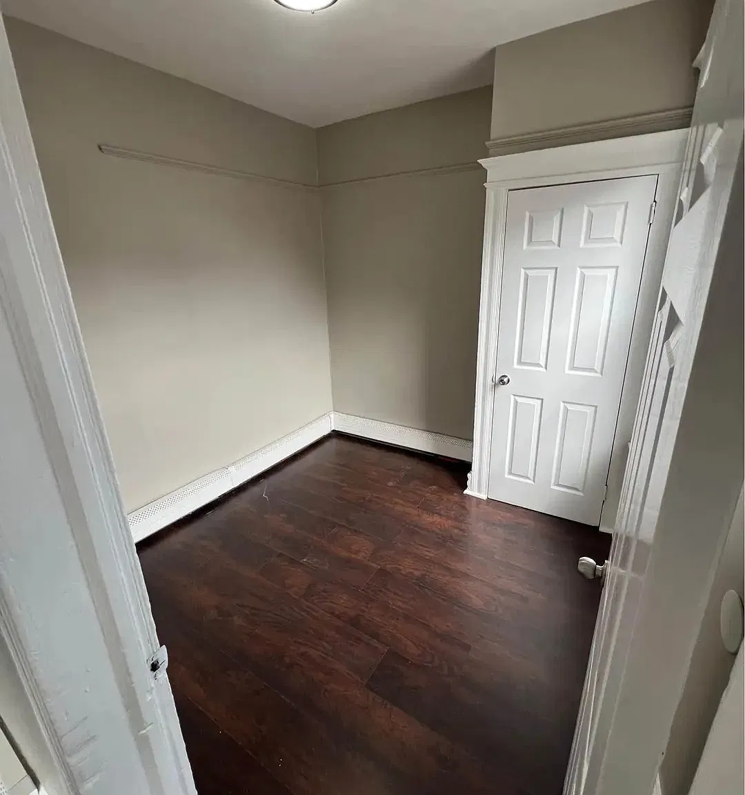 3 bed, $2,025 — Photo 4