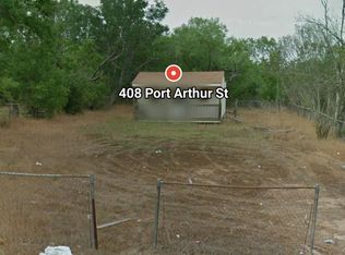408 Port Arthur St, Luling, TX 78648