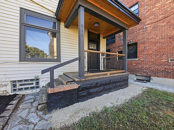 4th image of 511 McKinney Ave