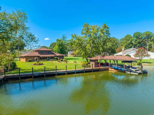 181 Tyler Cv, Hot Springs, AR 71913
