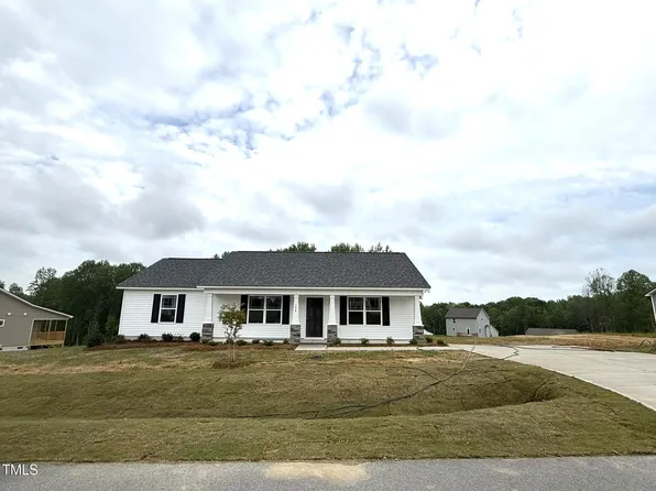 146 Starry Sky Dr, Benson, NC 27504