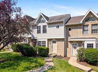 3033 Estate Dr, Oakdale, PA 15071