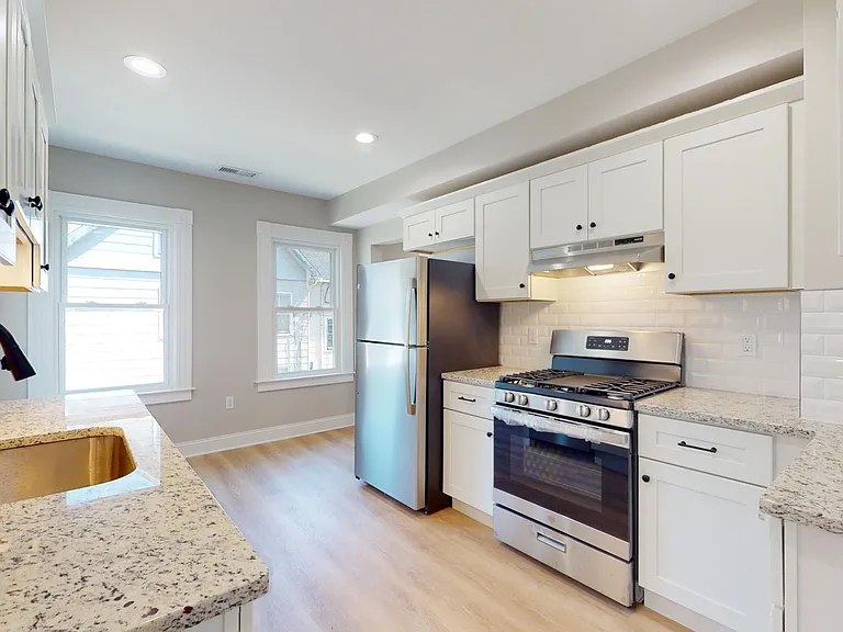 37 Harrison Ave #37 — Photo 24