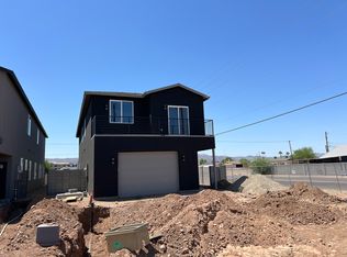 2801 E Trumbull Rd, Phoenix, AZ 85043