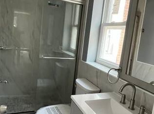 425 S 43rd St #2R, Philadelphia, PA 19104