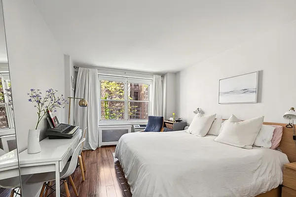 Sold by Berkshire Hathaway HomeServices New York Properties | media 2