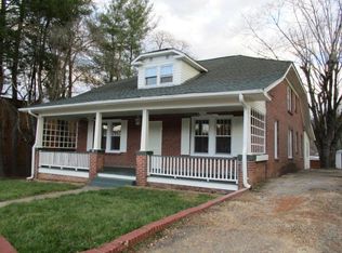 129 W Court St, Marion, NC 28752
